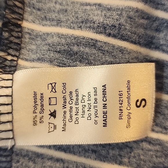 LuLaRoe Christy T S - Picture 2 of 2